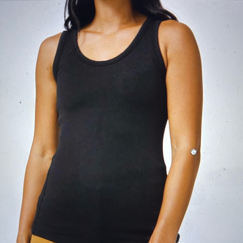 Lululemon Hold Tight ribbed scoop neck tank